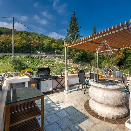 Porto In Krnica,istrien Vila