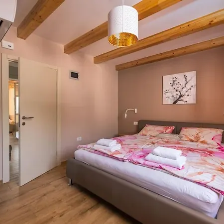 Villa Porto In Krnica,istrien Krnica